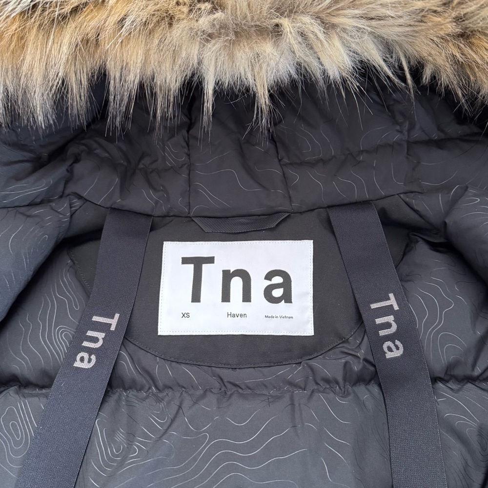 Aritzia Tna Haven Parka - Picture 4 of 11